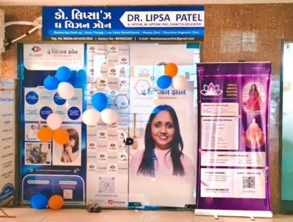 Modern eye care consultation room with slit lamp at The Vision Zone eye care clinic in Valsad Gujarat